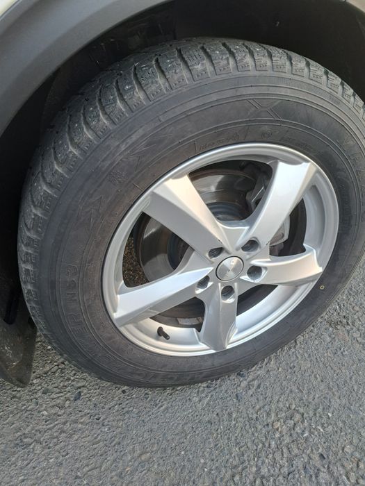 Резина зимняя Maxxis Arctiktrekker NS3