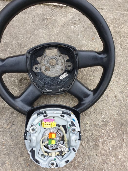 Волан за ауди а4 но става и за доста други модели