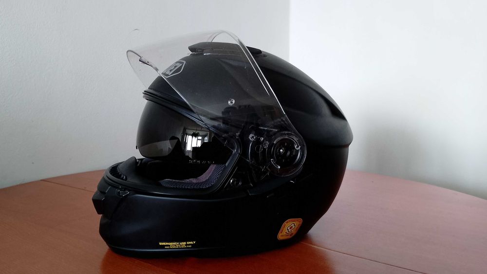 Каска Shoei gt air