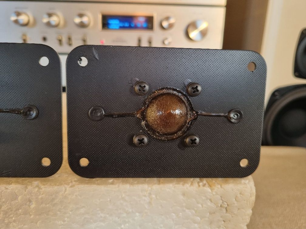 Set Tweetere Braun. 8 ohms, 40 watts, 12x8 cm. Perfecta stare.