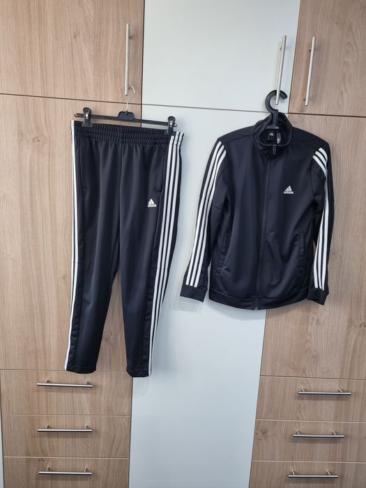 Дамски анцунг адидас