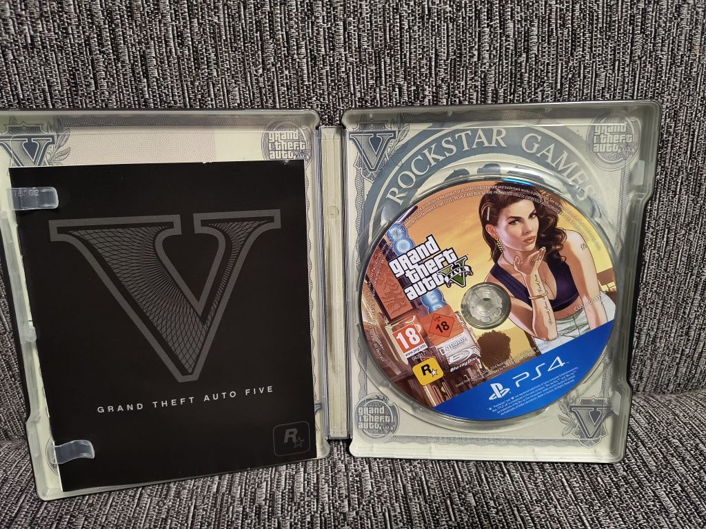 GTA 5 Steelbook PS4