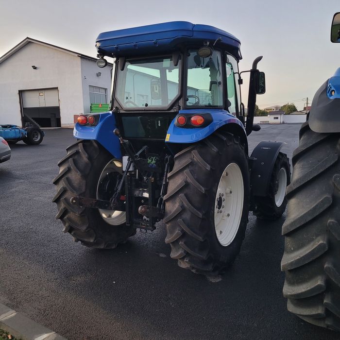 Tractor New Holland TD5.95