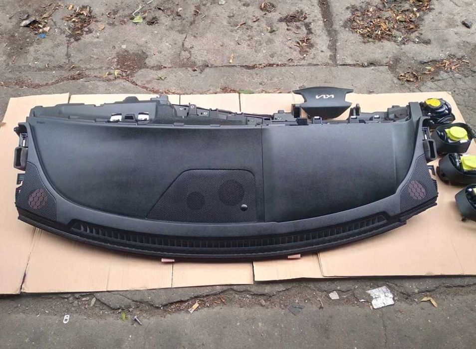 KIA EV6 plansa de bord - kit airbag volan pasager - centuri siguranta