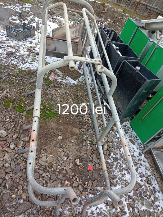 Boxe fătare și hranitori