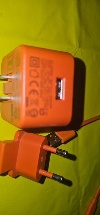 incarcator boxa portabila jbl orange charge 3
