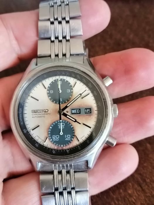 Часовник SEIKO panda