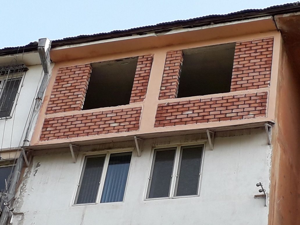 Кладка ремонт балконы и квартиры