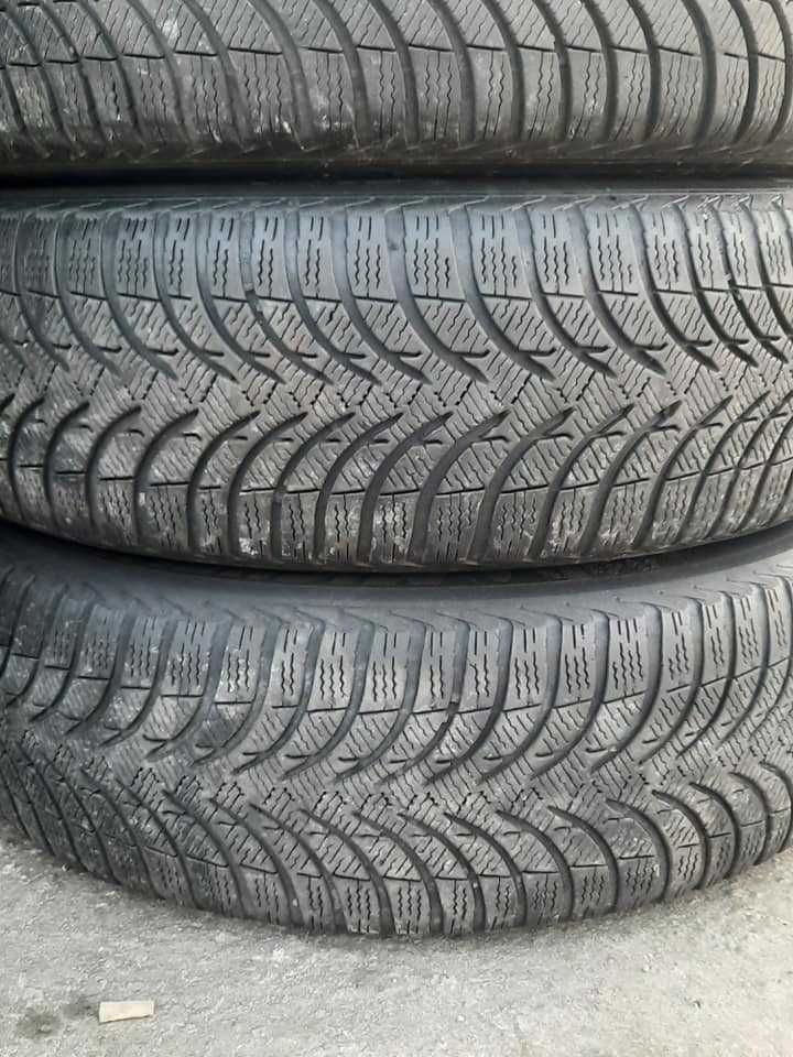 4 Броя 215/60/17 Michelin 2x7mm 2x5,5mm