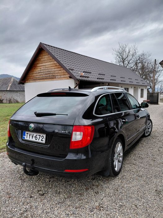 Skoda superb anul 2012