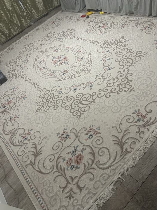 Продам ковер, состояние хорошое