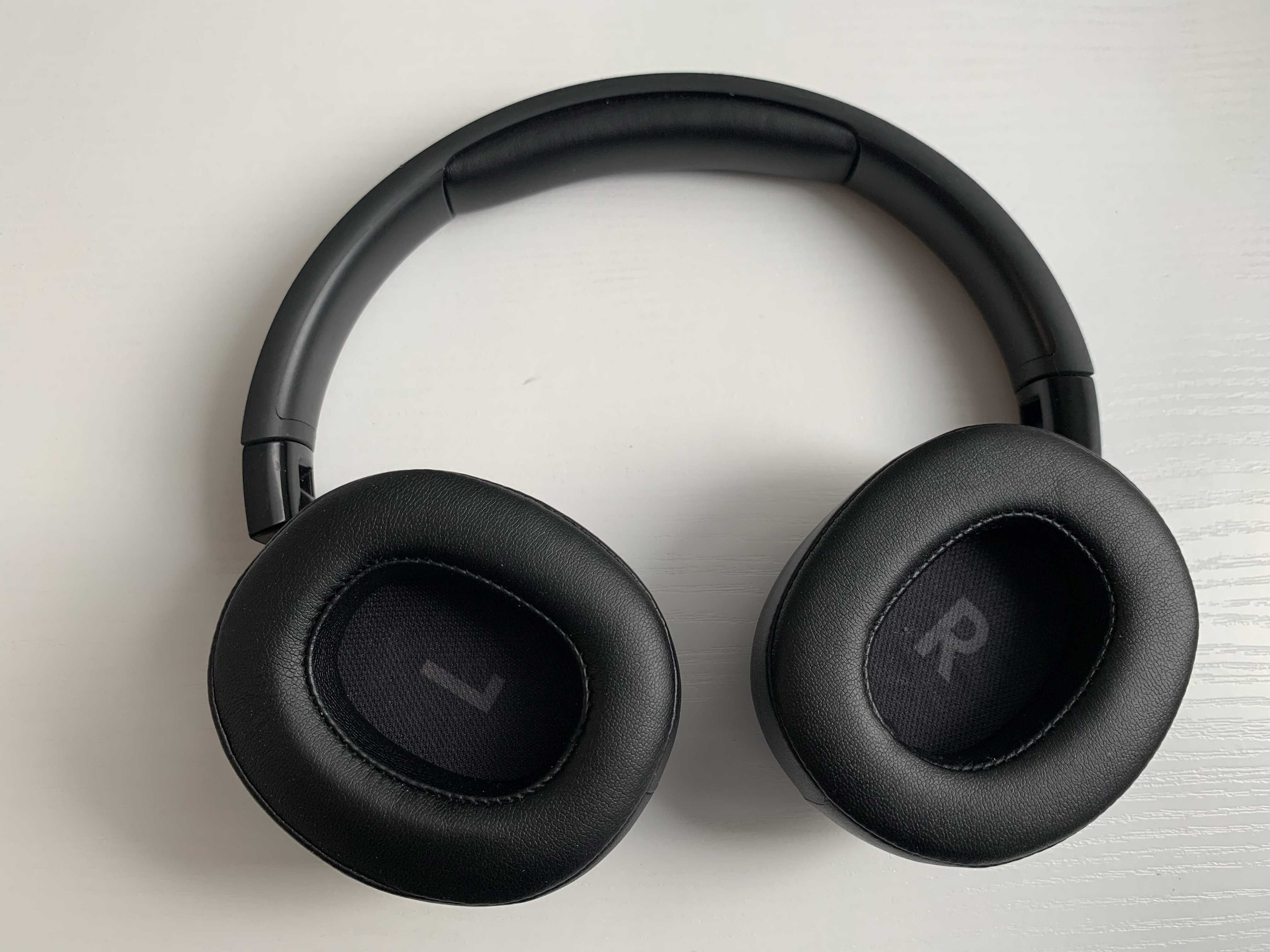 Bluetooth слушалки JBL Tune 760NC