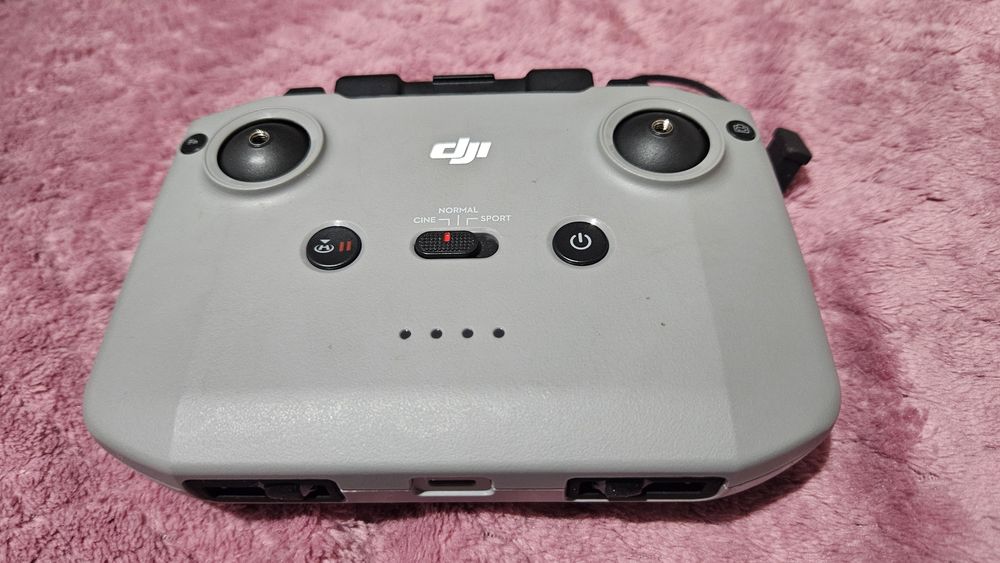 Drona dji mini2 ca noua