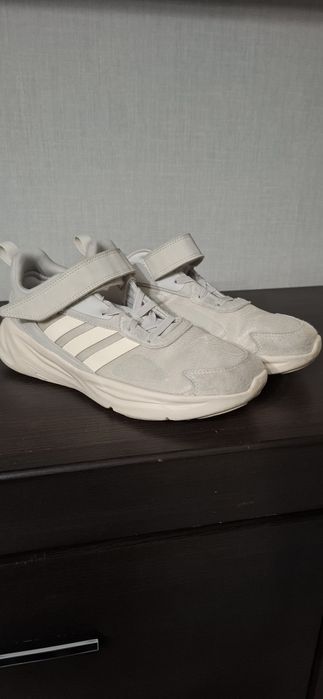 Маратонки Adidas