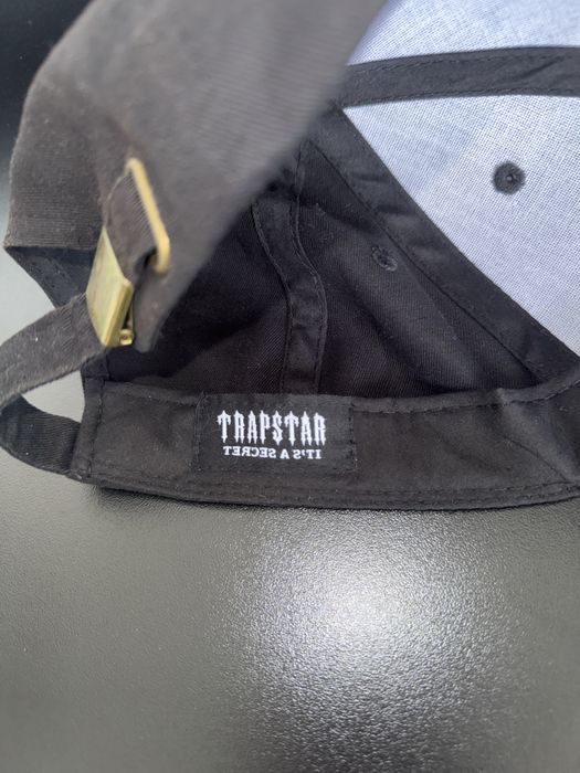 sapca trapstar neagra