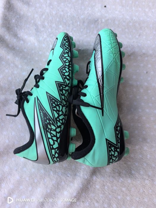 Страхотни бутонки nike номер 35.5 стелка 22.5см