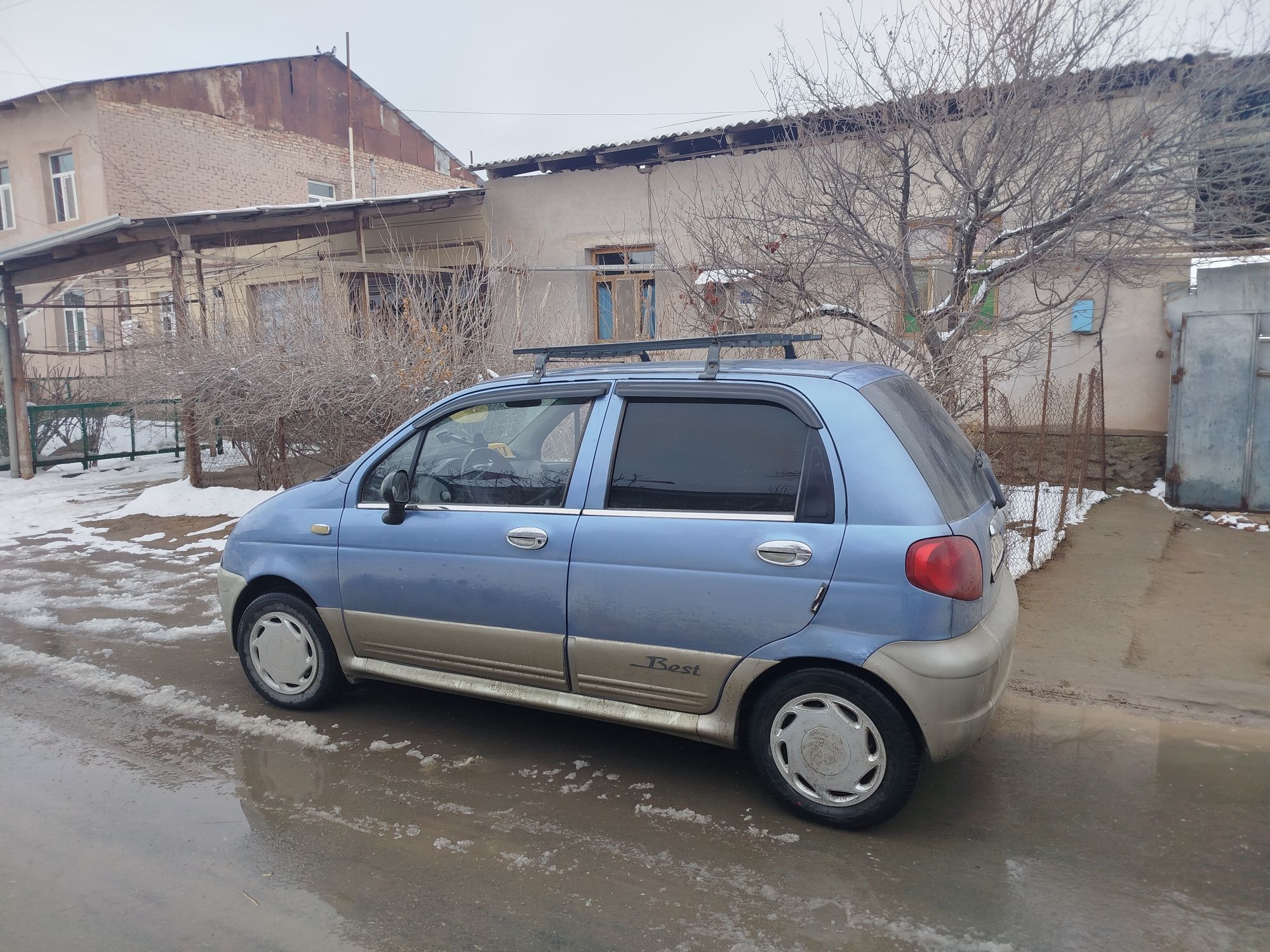Matiz vest  2009