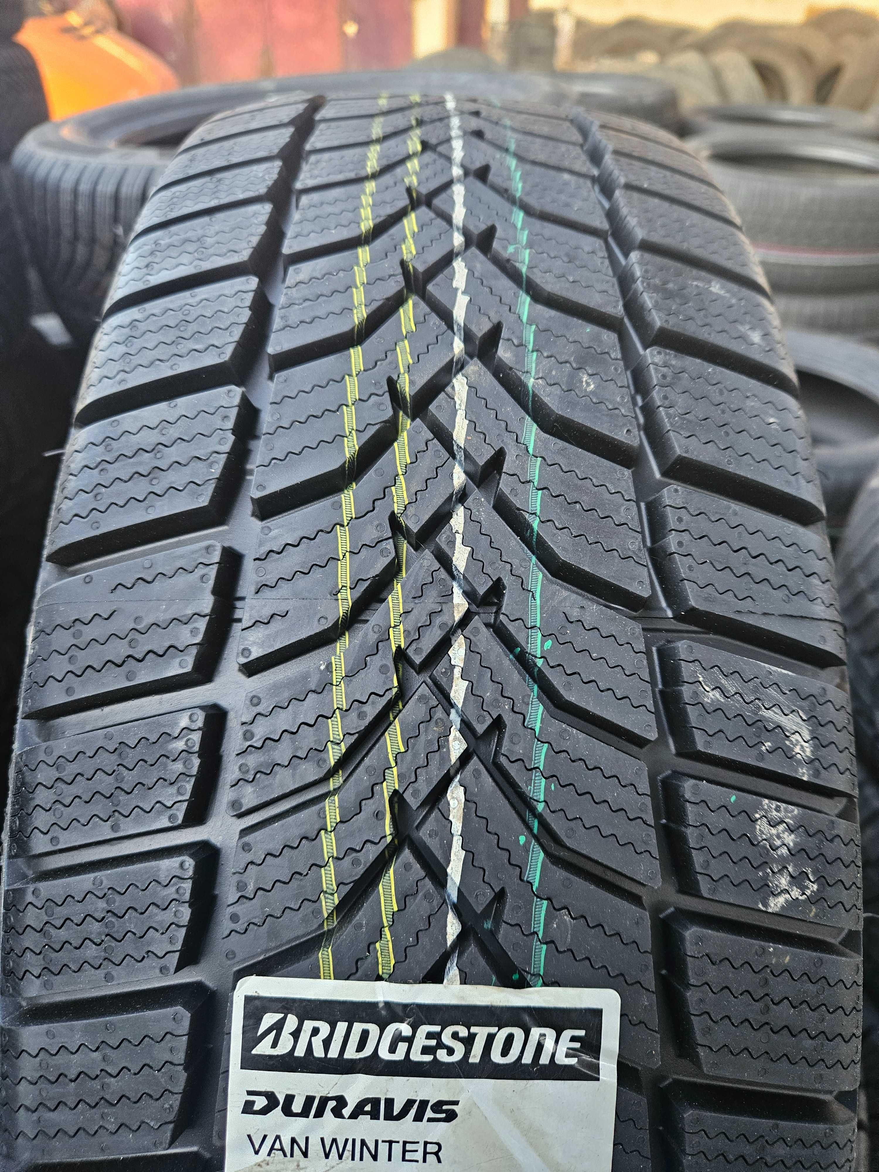 4 Нови бусови гуми 235/65 R16C Bridgestone Duravis VanWinter 121R 10PR
