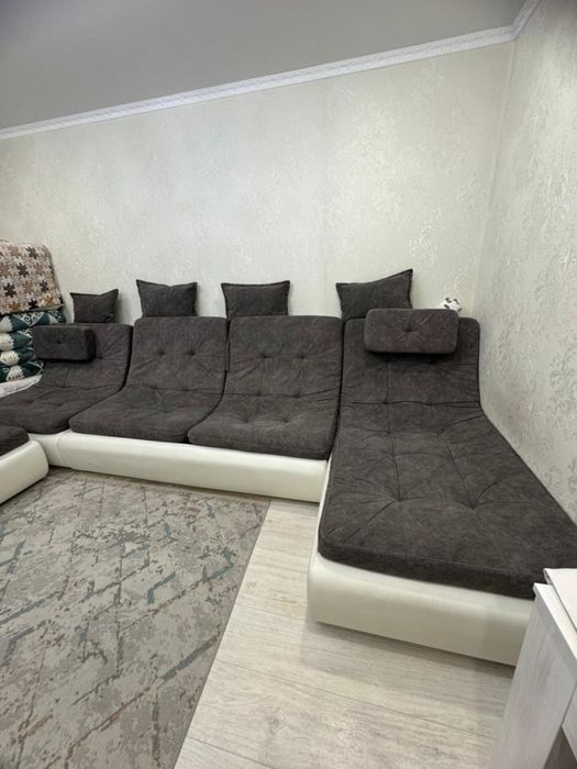 Продаю угловой диван!