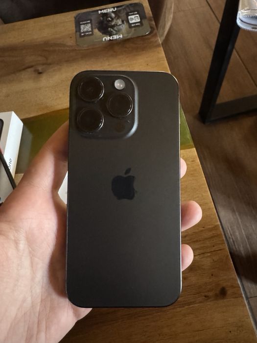 Продавач iphone 15 Pro