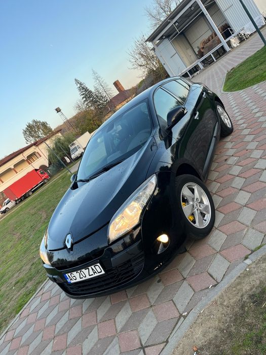 Renault mesaje 3 motor 1.5/110cp E5 an fabricație 2012