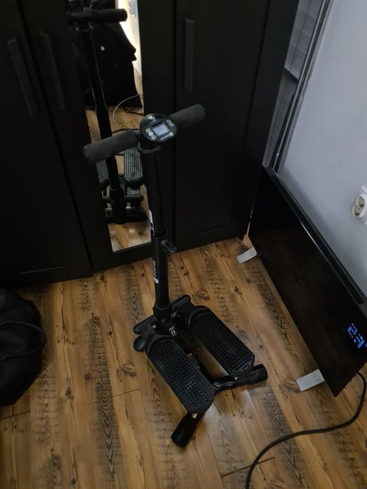 Stepper Domyos ST510 – foarte puțin folosit, stare foarte bună