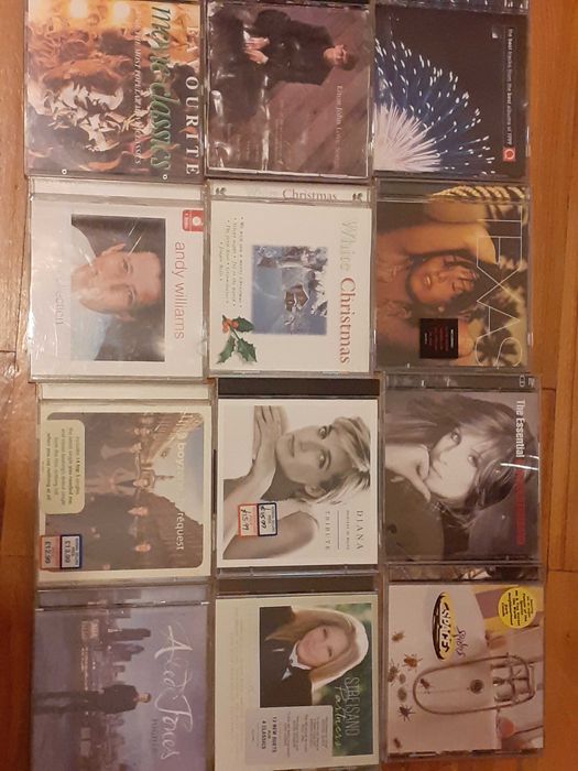 70 броя оригинални дискове (CD) с английска музика