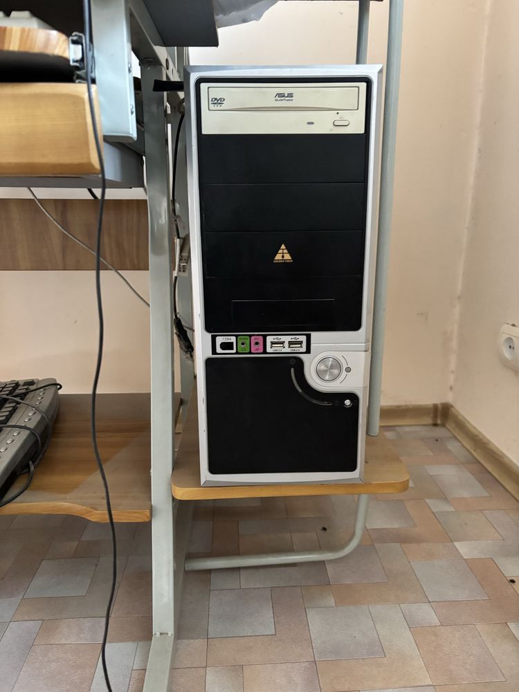 Монитор с принтером