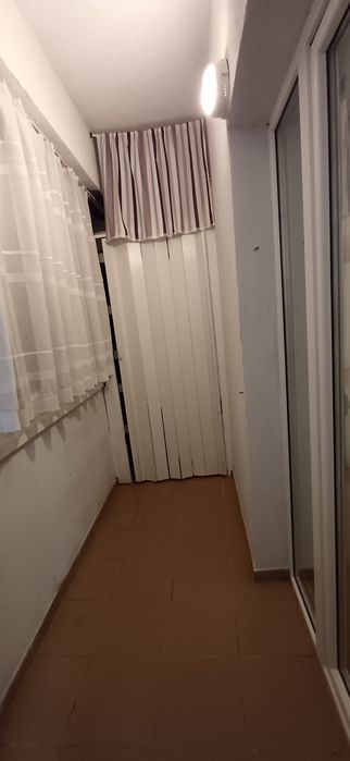 Inchiriez apartament 3 camere Eroilor