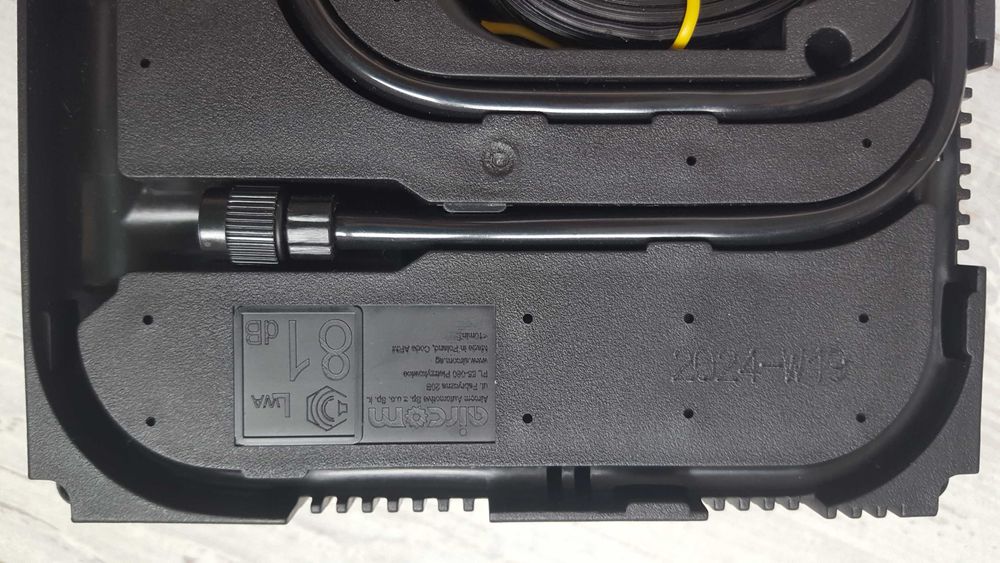 Нов оригинален VW AUDI AG компресор за гуми 15А 180W