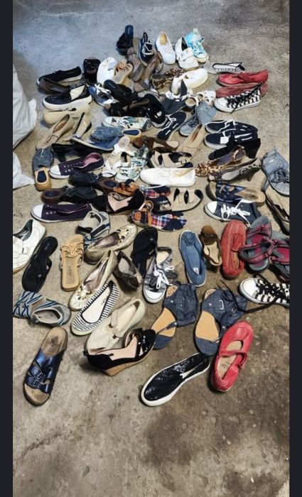 Încălțăminte papuci amestecați second-hand