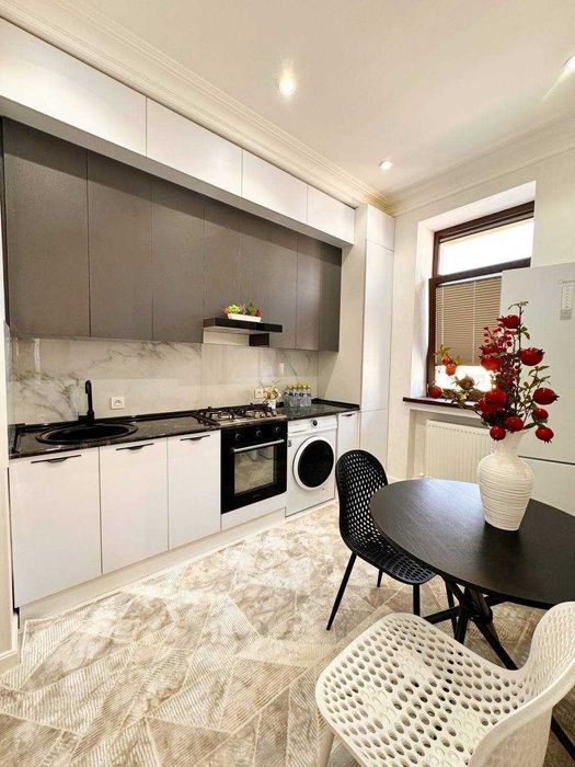 Продаётся квартира в ЖК PARISIEN !Яккасарайский Текстильный 2/7/8 58m²