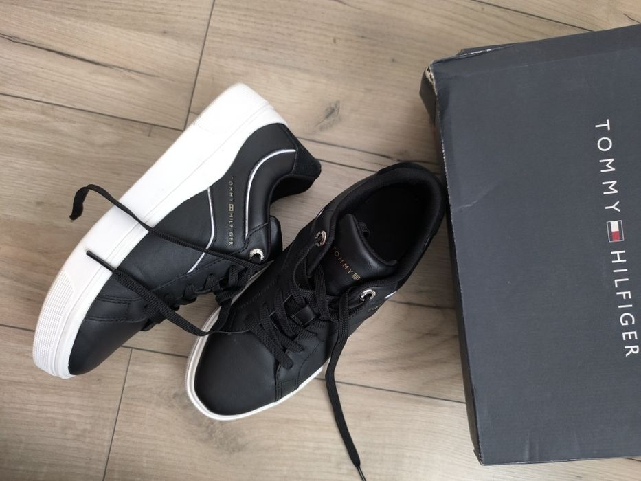 Adidas Tommy Hilfiger 37 piele naturala nou