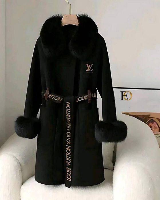 Palton dama model superb