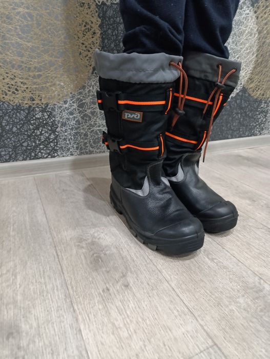 Продам зимние сапоги