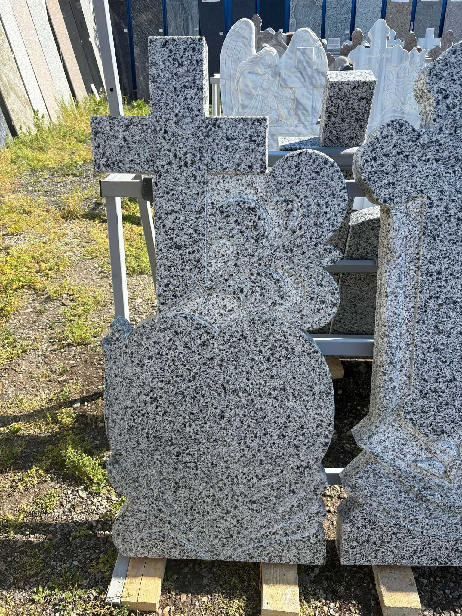 Monumente funerare 15% reducere