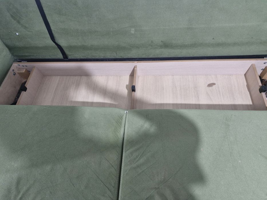 Продам диван в хорошем состоянии