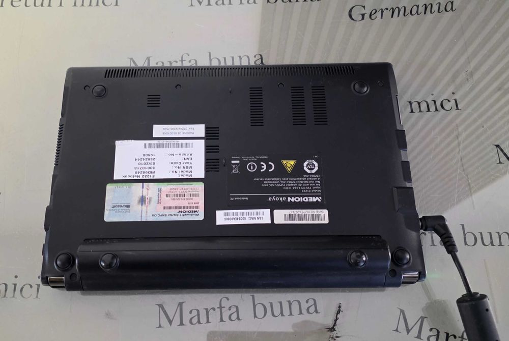 Laptop mini - Medion Akoya E1222 - functional,instalat
