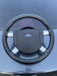 Vand volan ford in stare foarte buna ca nou