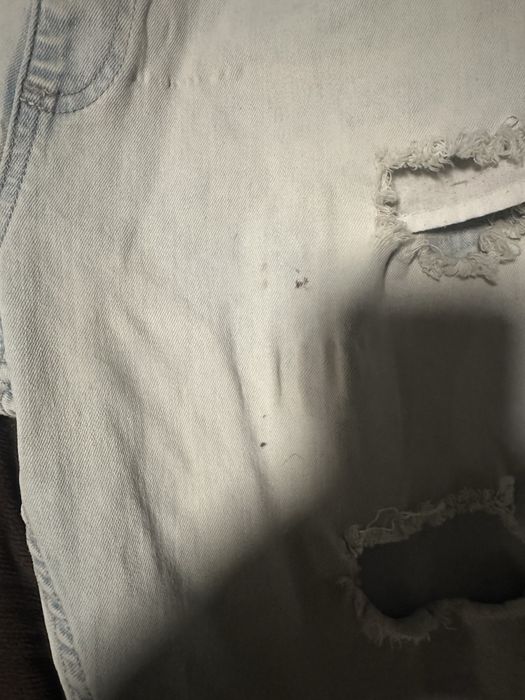 Blugi pantaloni scruti Bershka barbati M cu snur