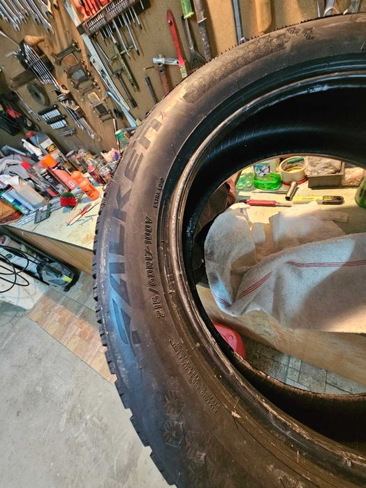 4 нови ЗИМНИ гуми Фалкен 215/60/17 дот 24