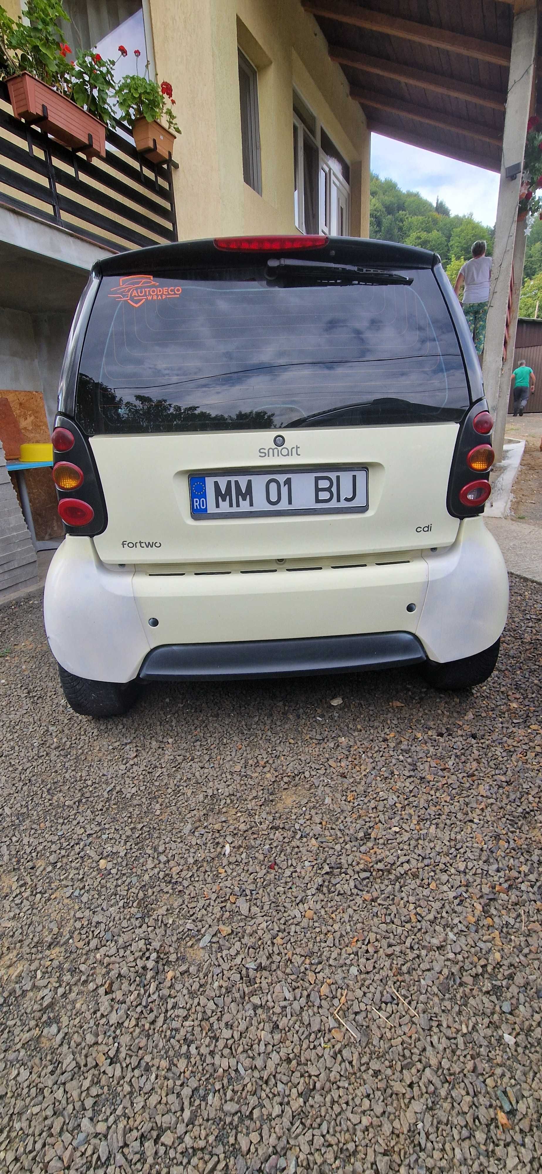 Vând smart fortwo