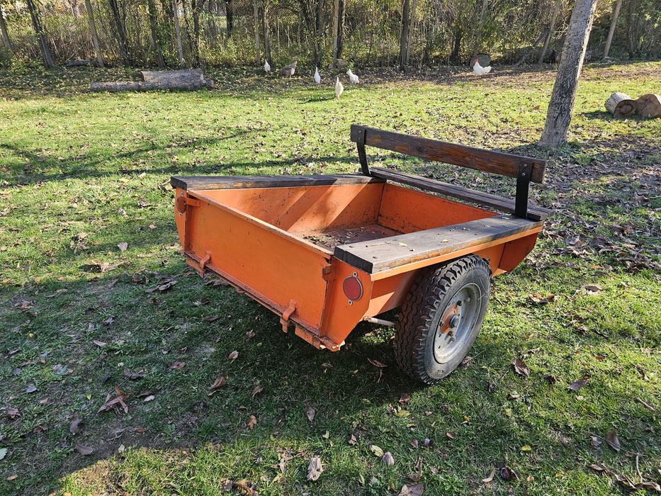 Продавам Ремарке със спирачки за мотоблок/лека кола/трактор