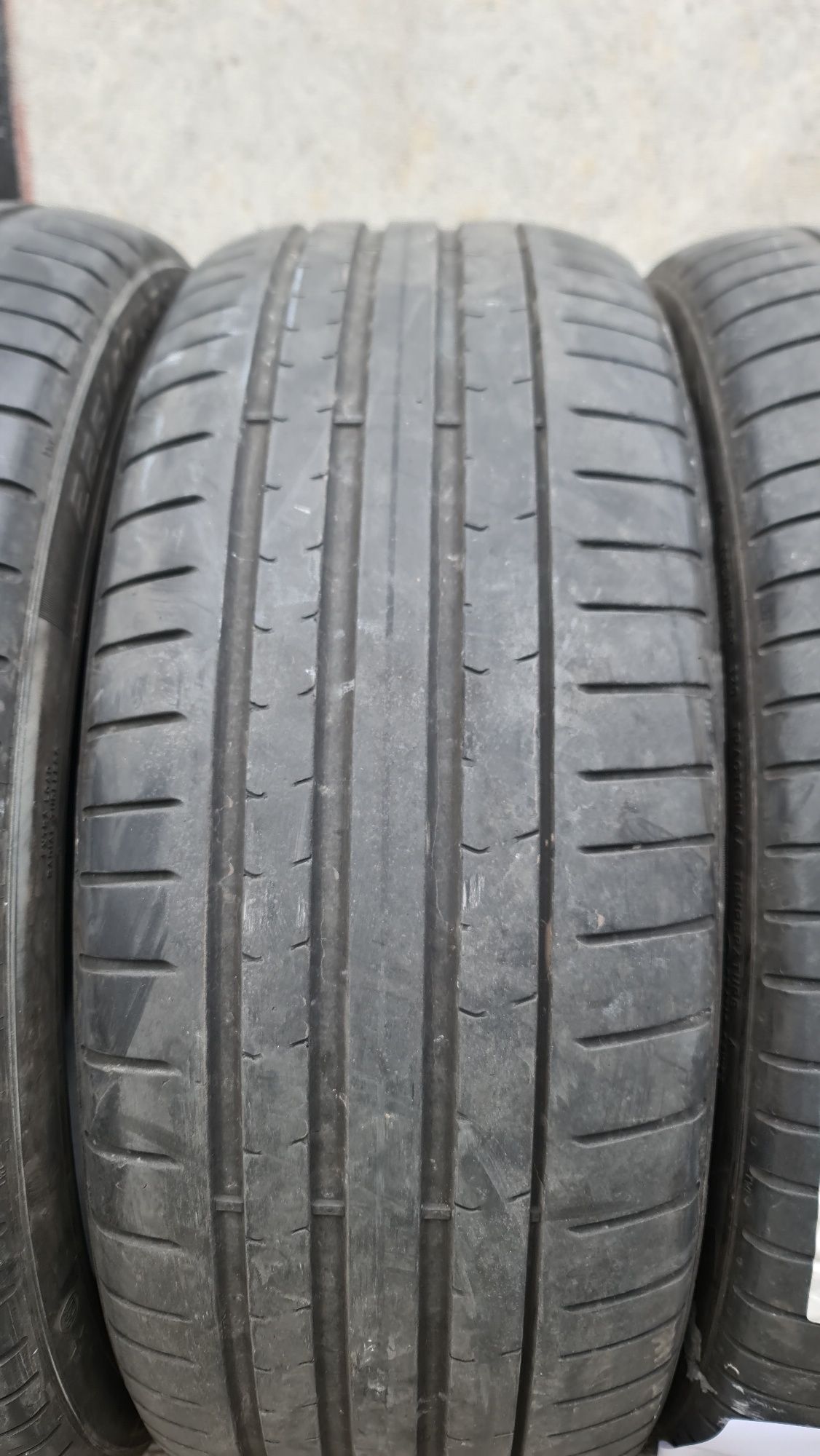 Vând  patru anvelope de vara pirelli p zero 225 40  20  dot 0318