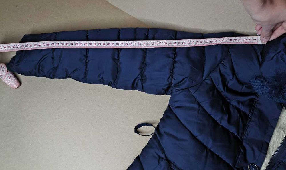 Детская куртка для девочки 7-9 лет, теплая, зимняя, капюшон, пояс