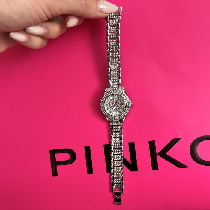 Нов часовник + гривни