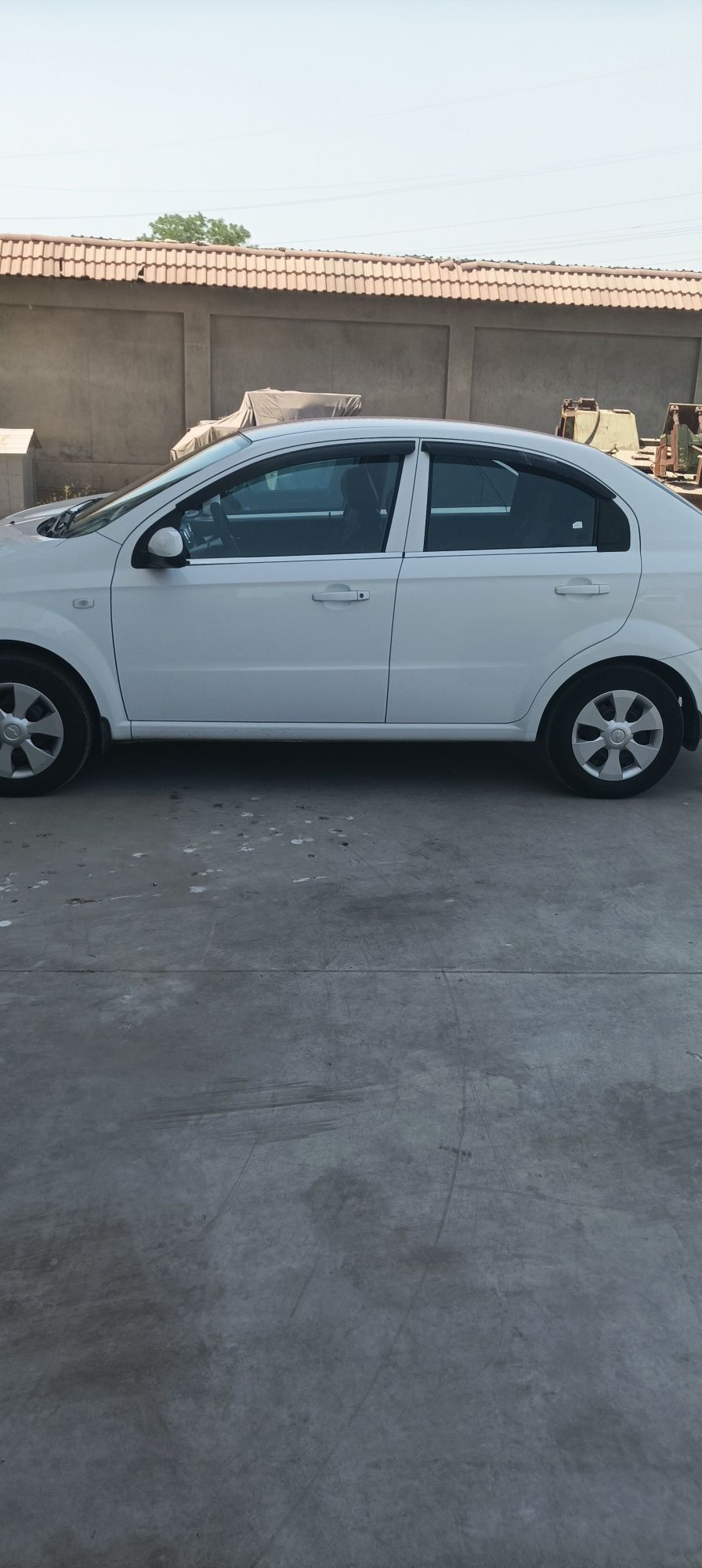 Автомобиль Нексия 3 срочно продоется