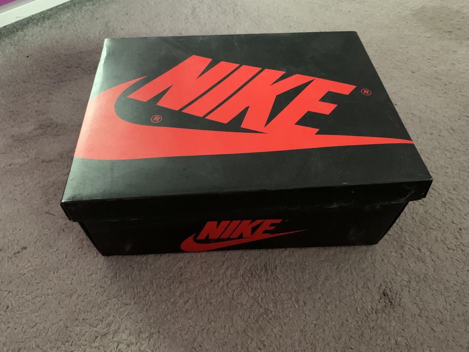 Air Jordan 1 Retro High "University Blue"