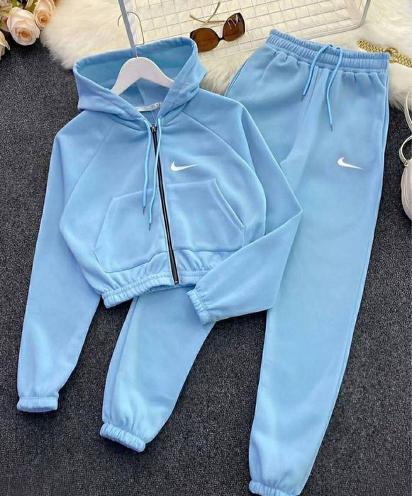 NIKE дамски спортен екип