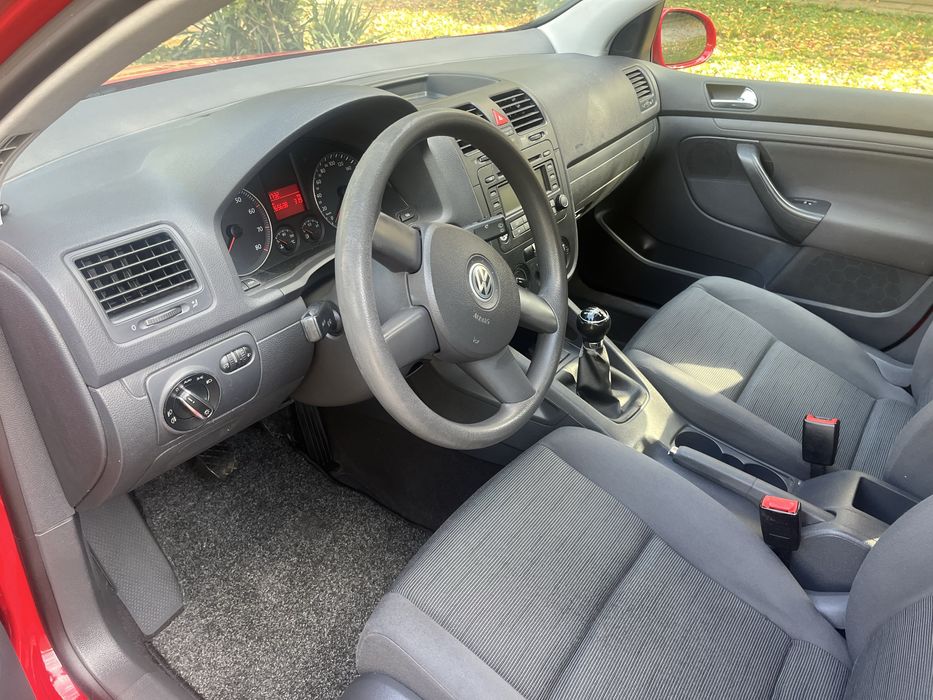Vand golf 5 din 2006, motor 1.4 Mpi